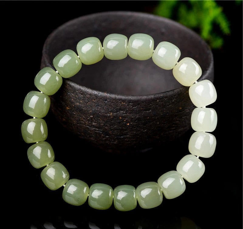 Gelang Giok Nefrit Hetian Gradien Warna Hijau Segar 8m*7mm Nephrite Jade Hetian Bracelet Gradient Fresh Green Color 8m*7mm