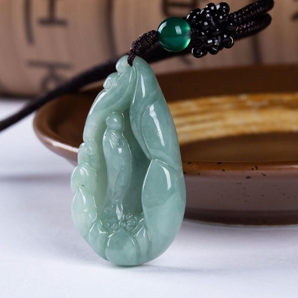 Liontin Giok Wudao Pemikir dan Filsuf dari Guatemala Jadeite Jade Tipe A Wudao Jade Pendant Thinker & Philosopher from Guatemala Jadeite Jade Type A