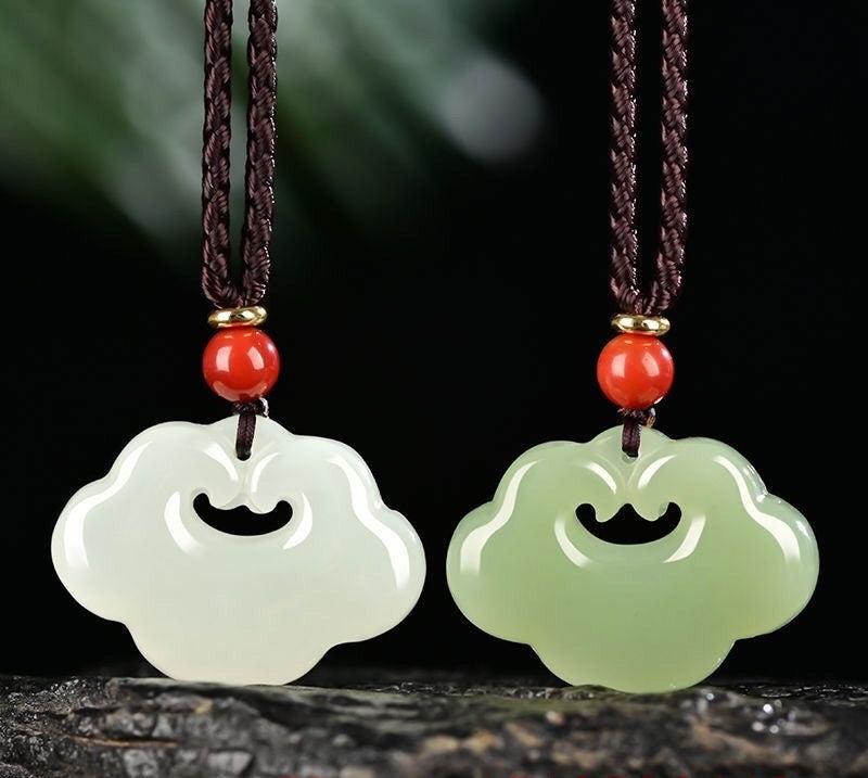 Kalung Liontin Awan Hetian Ruyi Giok Nefrit Nephrite Jade Hetian Ruyi Cloud Pendant Necklace
