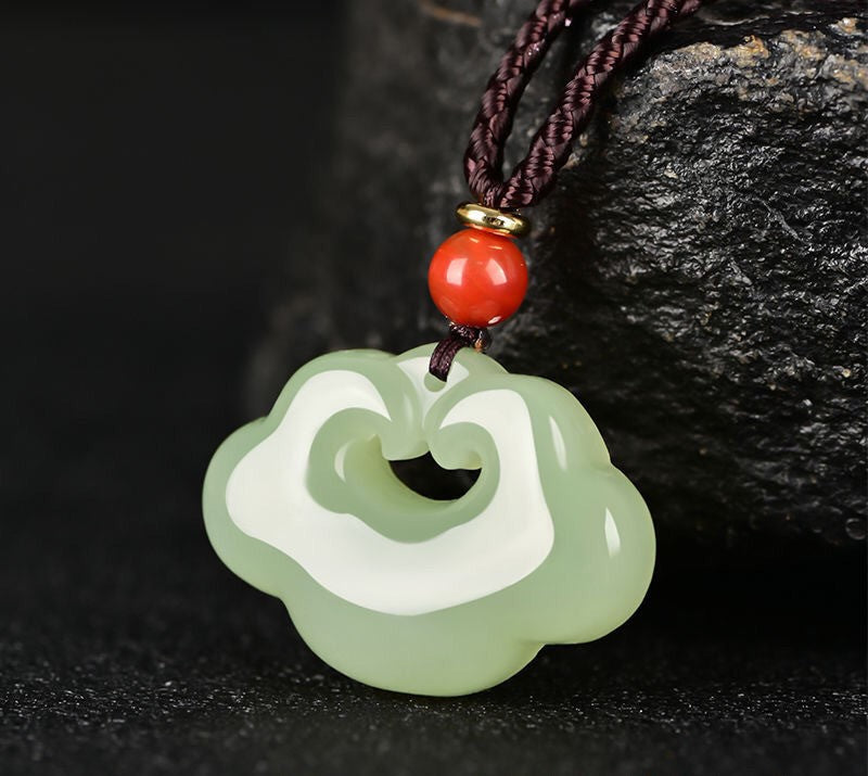 Kalung Liontin Awan Hetian Ruyi Giok Nefrit Nephrite Jade Hetian Ruyi Cloud Pendant Necklace