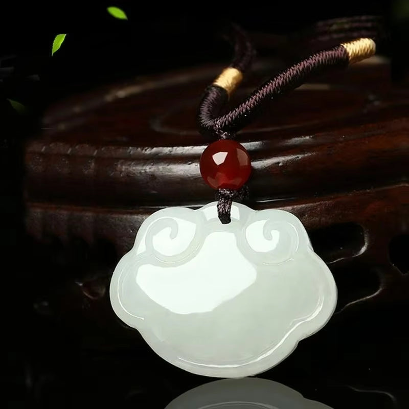 Kalung Liontin Awan Hetian Ruyi Giok Nefrit Nephrite Jade Hetian Ruyi Cloud Pendant Necklace