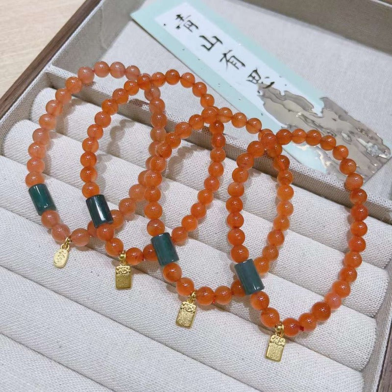Gelang Baoshan Nanhong Batu Akik Merah Cina Selatan Merah Es Elastis & Dapat Disesuaikan Icy Red South China Red Agate Baoshan Nanhong Bracelets Elastic & Adjustable