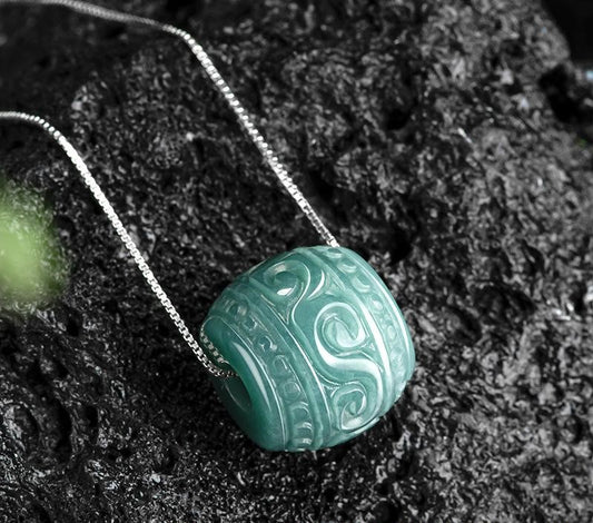Lulutong Kalung Liontin Jalan Ke Roma Giok Giok Guatemala Tipe A Lulutong The Road To Roma Necklace Pendant Jadeite Jade Guatemala Type A